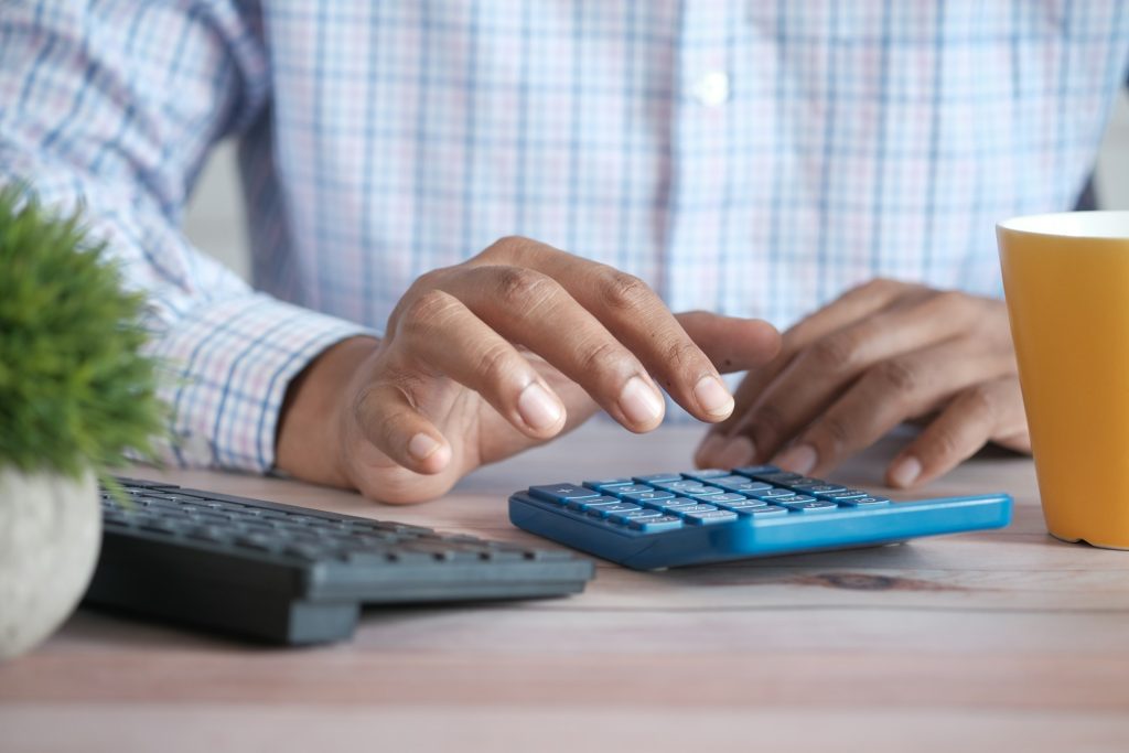 Man-calculating-cost